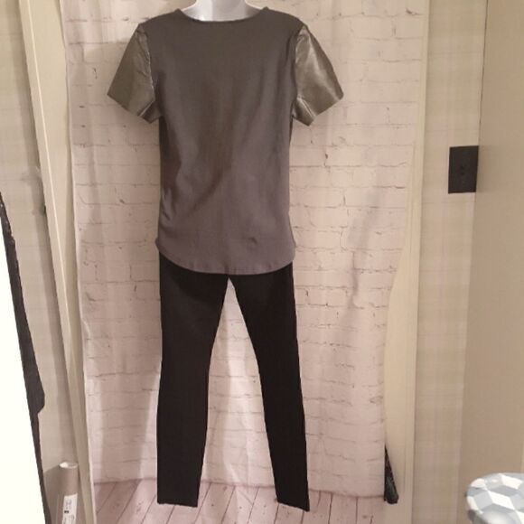 Trouve from Nordstroms Silver Real Leather Front Jersey Back Short Sleeve Top XS - Picture 6 of 8